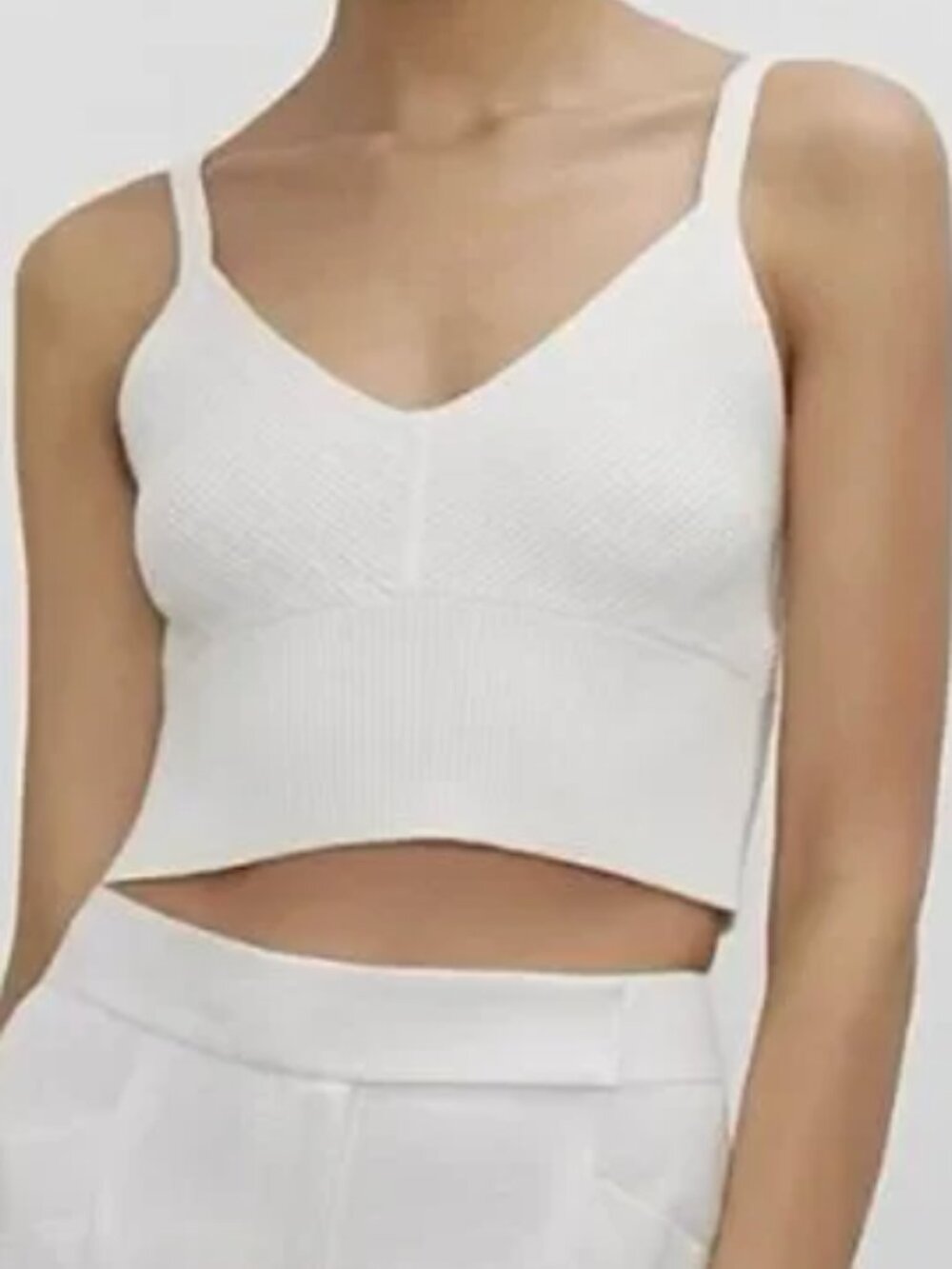 Club Monaco Ivory Ribbed V-Neck Cropped Tank Top Size Small